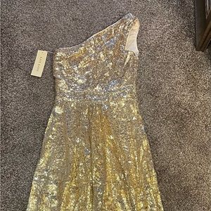 Size 4 gold sequin bridesmaid/wedding guest dress- never worn, new with tag